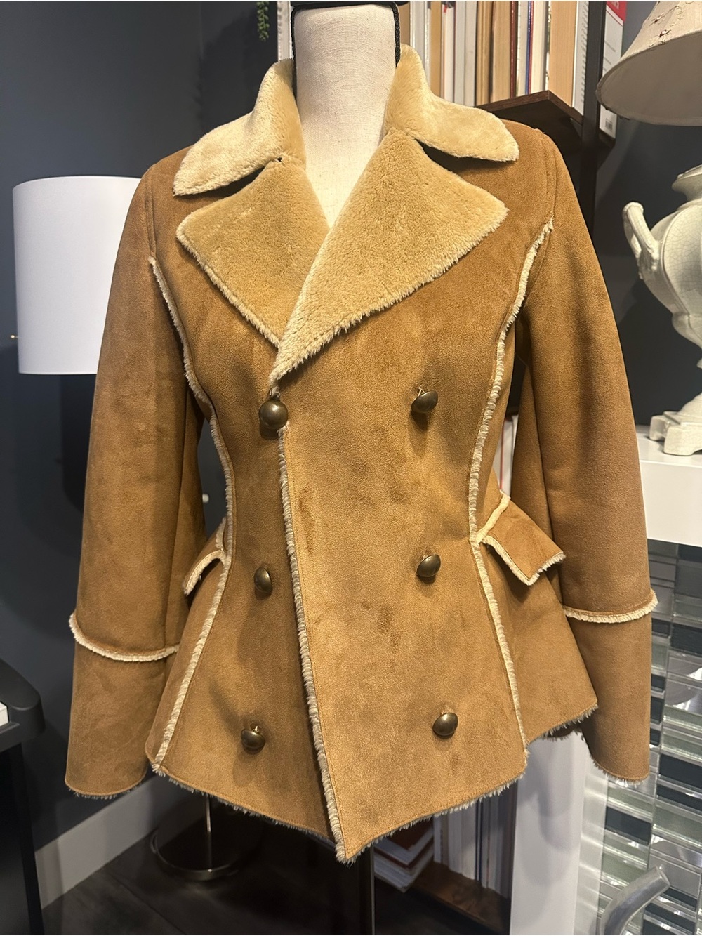 Mid Century Classic Double-Breasted Shearling Jacket - Tan